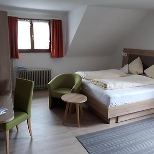 Zimmer mit Queensize-Bett